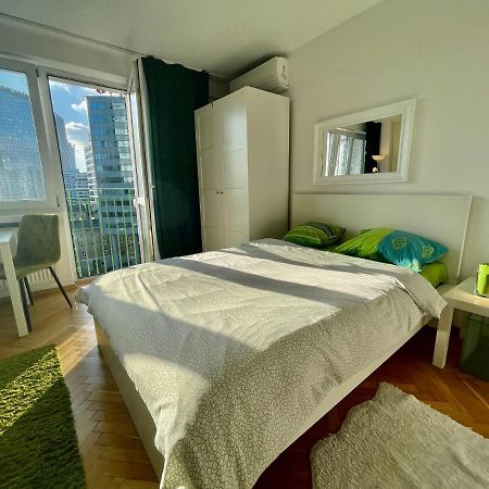 Super Apartament Green Rondo Onz Metro Nowe Wifi 300 Mb/S Aircondition Netflix Spotify Варшава Екстериор снимка