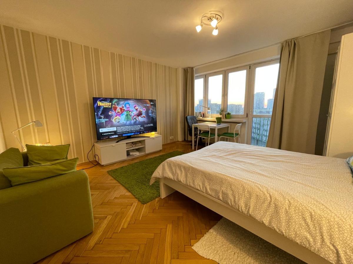 Super Apartament Green Rondo Onz Metro Nowe Wifi 300 Mb/S Aircondition Netflix Spotify Варшава Екстериор снимка