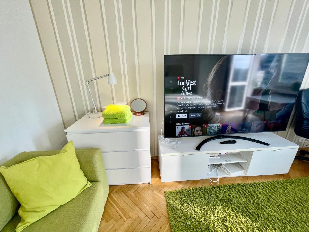 Super Apartament Green Rondo Onz Metro Nowe Wifi 300 Mb/S Aircondition Netflix Spotify Варшава Екстериор снимка