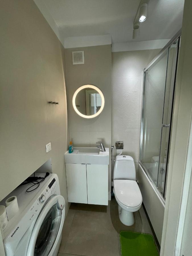 Super Apartament Green Rondo Onz Metro Nowe Wifi 300 Mb/S Aircondition Netflix Spotify Варшава Екстериор снимка